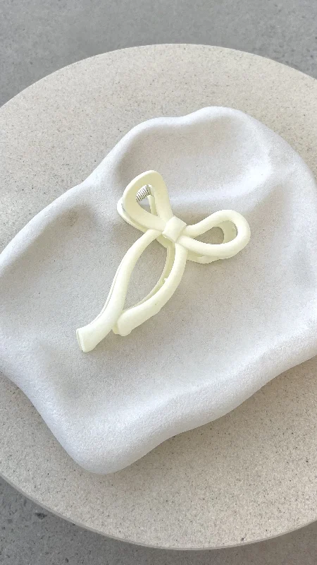 Matte Bow Claw Clip - Butter