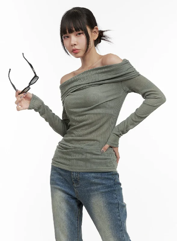 Ribbed Off-Shoulder Slim Fit TShirt OO401