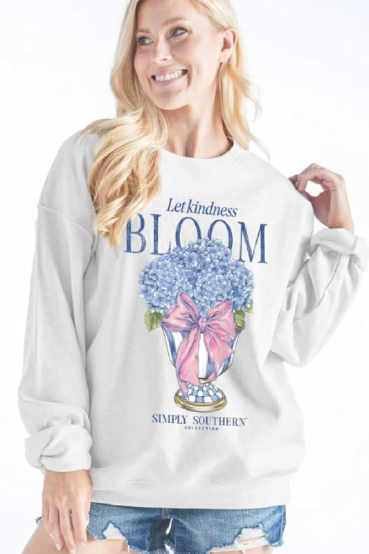 Simply Southern Bloom Fleece Sweatshirt for Women in White | CREW-BLOOM-WHITE