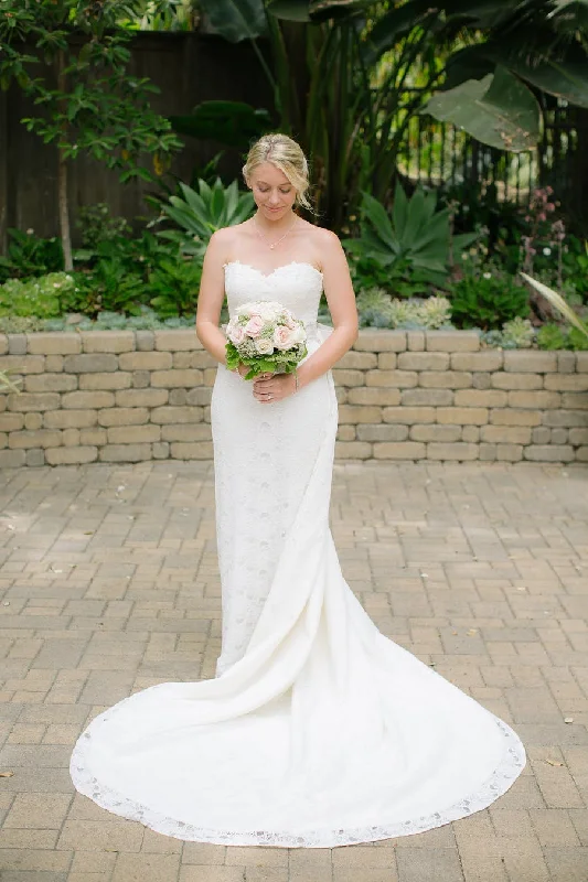 Sweetheart Column Lace Wedding Dress with Bow Crystals Belt